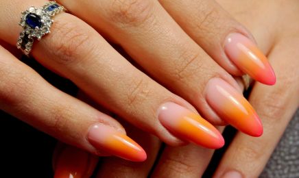 Fearless Glow : Manucure à Cuers