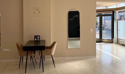 Sinem Aydin: Kosmetikstudio in Lauda-Königshofen