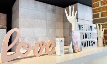 We Love Your Nails: Kosmetikstudio in Leonberg
