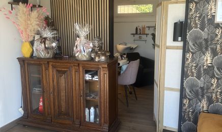 Aurora Studio : Institut de beauté à Auberive