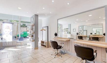 Un Brun d'Elegance  : Coiffeur à Dijon