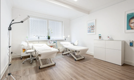 Annett Roeder: Kosmetikstudio in Hamburg