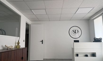  SD BEAUTY ( cryolipolyse/lifting colombien/blanchiment dentaire/spraytan/hydraface/Wavy) : Institut de beauté à Marseille