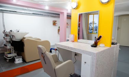 Le Café Dé-coiffé - Coiffeur pour Cheveux Ondulés, Bouclés, Frisés & Crépus - Coffee Shop : Coiffeur à Marseille