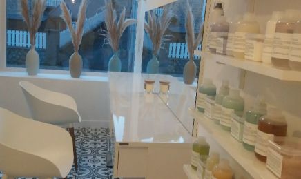 Tagarroso Sonia : Coiffeur à Peyrelevade