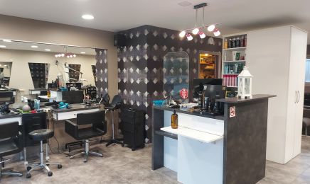 Style Coiffure : Coiffeur à Surzur