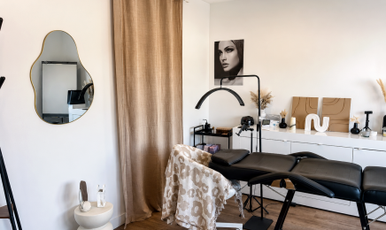 Cya beauty Académie  : Manucure à Bezannes