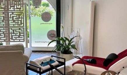 Red line Cosmetics: Kosmetikstudio in München