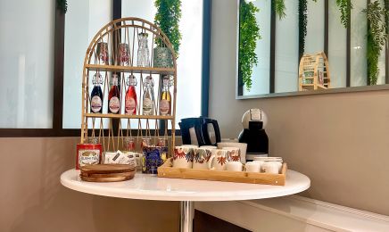 Le Molière  : Coiffeur à Nîmes