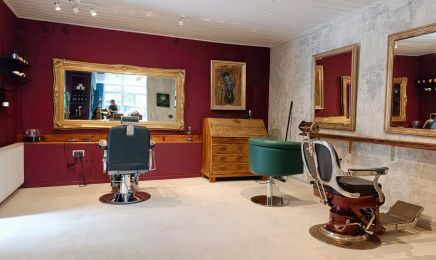 Chrissi’s Schönerei : Friseur in Oldenburg
