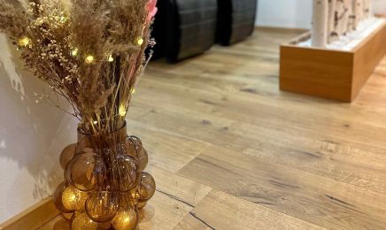 Haaratelier by Julia Weiland: Kosmetikstudio in Neuburg an der Donau