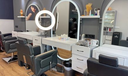 Huzur Kosmetik: Kosmetikstudio in Nürnberg