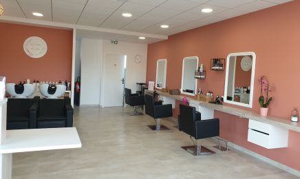 Les Ciseaux de Jess : Coiffeur à Saussan