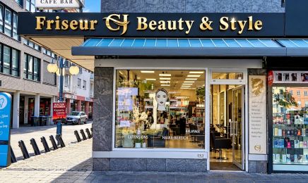 Friseur CJ Beauty and Style: Kosmetikstudio in Mannheim