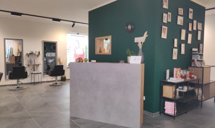 Schönheit am Kopf - Christina Wörle : Friseur in Egling an der Paar