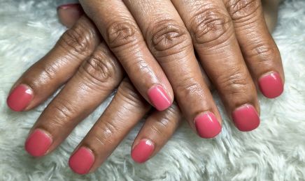 Royal Gloss: Nagelstudio in Offenbach am Main