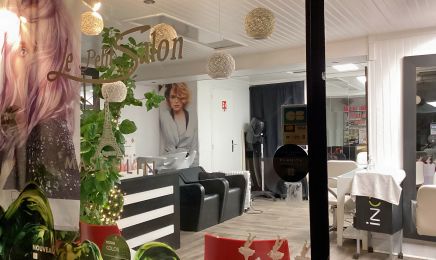 Le Petit Salon : Coiffeur à Paris