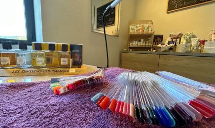 Douceur des 5 sens : Manucure à Villard