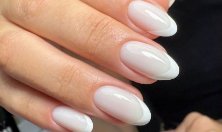 ONGLES INFINI chez Haya Beauty : Manucure à Marseille