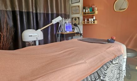 Une Pause avec Dadoune - KOBIDO / MASSAGE VISAGE LIFTANT  : Coiffeur à Marignane
