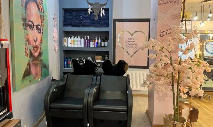 Litzas Cut: Friseur in Menden (Sauerland)