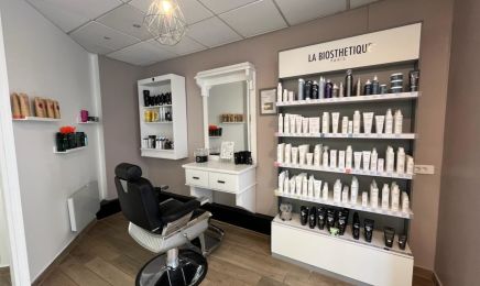 L’intemporel Coiffure & Beauté champagne sur Seine  : Manucure à Champagne-sur-Seine