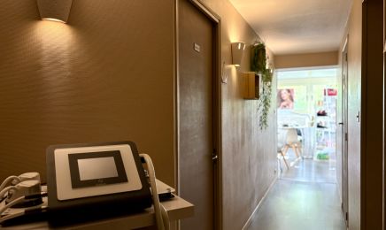 Beauté Création  : Manucure à Segré-en-Anjou Bleu