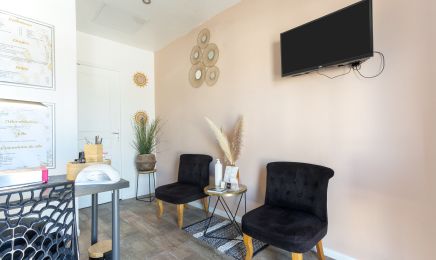 Julie esthétique : Institut de beauté à La Crau