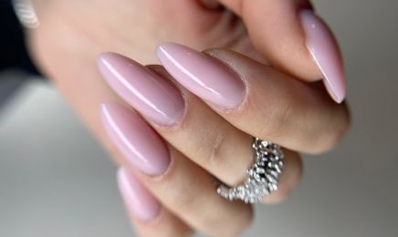 Maison Néry (Chez Jolly Ongles) : Manucure à Saint-Marcel-lès-Valence