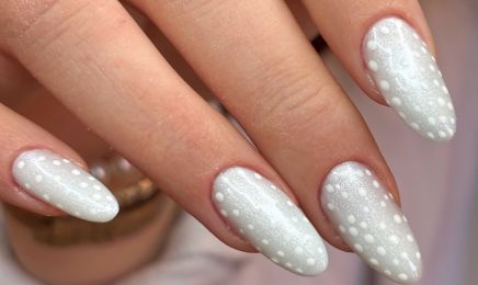 Julia Beauty | Institut chez Alexia  : Manucure à Poisy