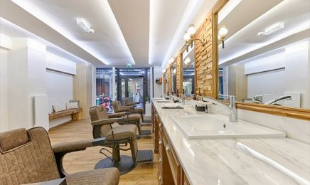 Mika Artisans Barbier  : Institut de beauté à Paris