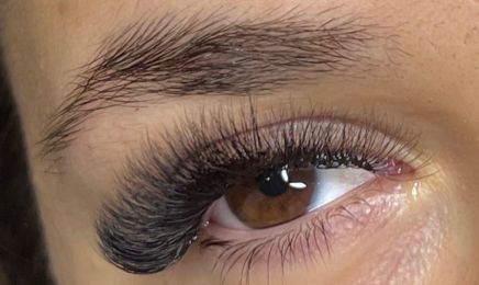 The Lash Room  : Institut de beauté à Saint-Germain-en-Laye