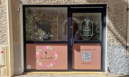 La beauté au comptoir  : Manucure à La Valette-du-Var