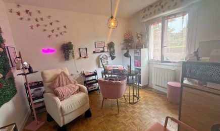 MARION NAIL'S - Madame Griffe : Coiffeur à Neulliac