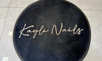 Kayli Nails -Spécialisé Manucure Russe & Beauté du Regard - Les Lilas : Institut de beauté à Les Lilas