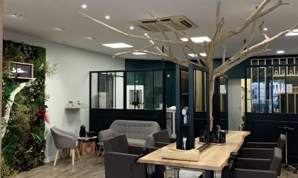 Le charme coiffure esthetique : Institut de beauté à Bessines