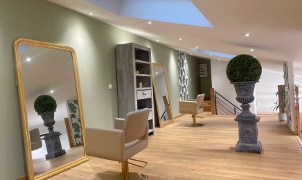 Le Nouveau Salon de Priscilla Rolle : Coiffeur à L'Horme