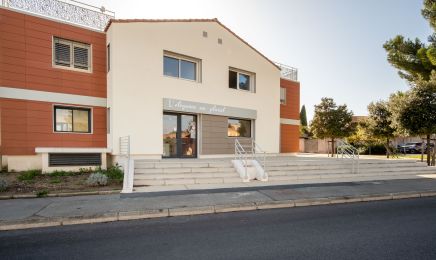 L'élégance au Pluriels ( Dream'Nails ) : Institut de beauté à Gignac-la-Nerthe