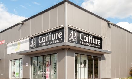 Bloom Centre de beauté : Manucure à Objat