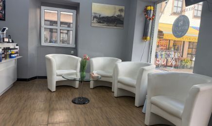 Royal Cut : Kosmetikstudio in Schweich