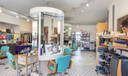 Expert - Coiffure / Esthetique : Coiffeur à Joigny