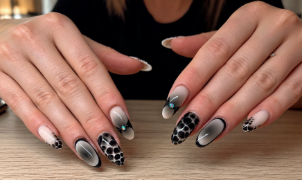 NAILS LAB, Rehaussement de cils - Browlift - Nail Art - Pose capsules  : Institut de beauté à Clouange