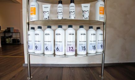 Amluxe Haarstudio: Kosmetikstudio in Frankfurt am Main