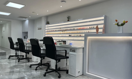 Is Nails  : Institut de beauté à Saint-Maur-des-Fossés