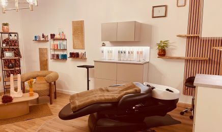 ZENZAR Coiffeur & Coloriste  : Coiffeur à Paris