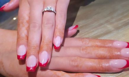 Atelier Bindi ~ Ongles et Aquarelle : Manucure à Boulazac Isle Manoire