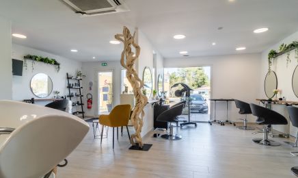 Le Sixième Brignoles  : Coiffeur à Brignoles