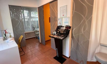 Kosmetikinstitut Selimi: Kosmetikstudio in Essen