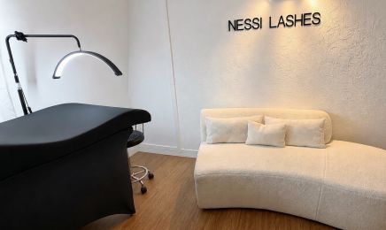 Nessi Lash : Manucure à Roubaix