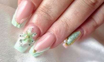Butterfly Lashes Nails : Institut de beauté à Mouzillon
